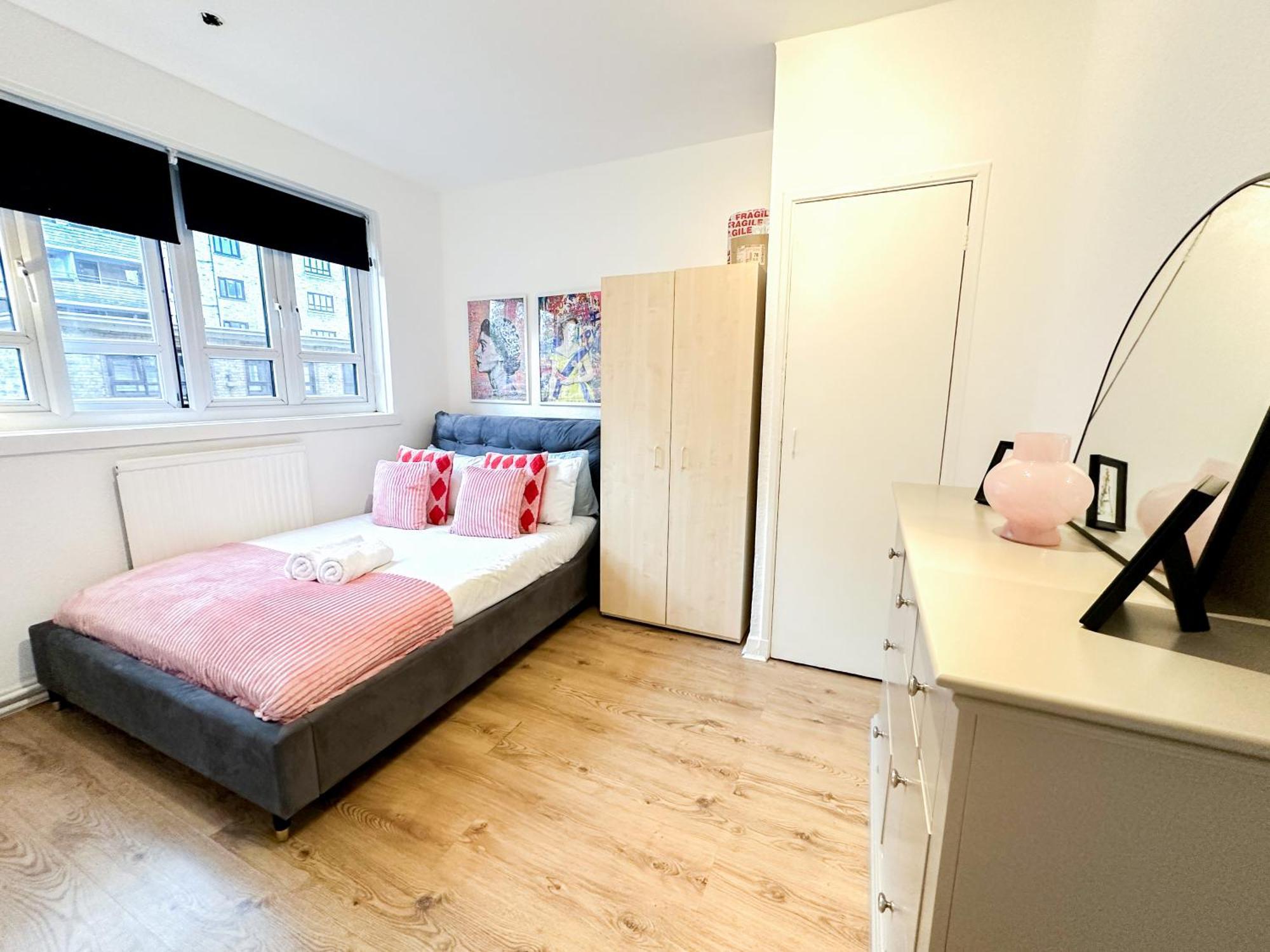 Apartament Vibrant 3 Bedrooms Flat With Private Balcony Near Finsbury Park, Wood Green Londra