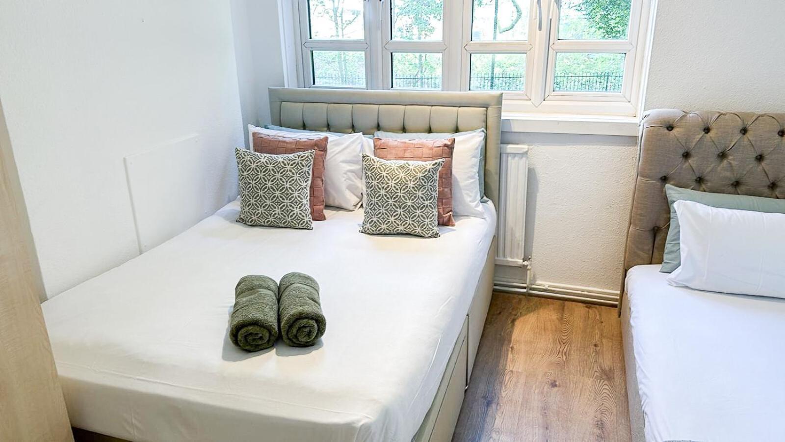 Vibrant 3 Bedrooms Flat With Private Balcony Near Finsbury Park, Wood Green Apartament *